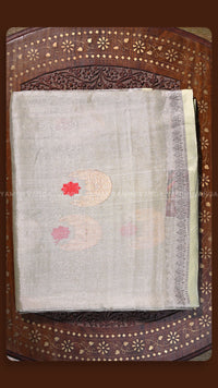 Floral Elegance Handwoven Saree