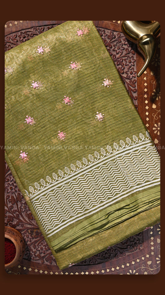 Traditional Silk Saree with Contrast Zari Border