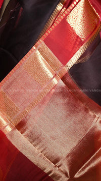 Black & Red Border Traditional Handloom Saree