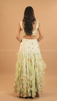 Floral Crop Top &amp; Ruffled Skirt Set